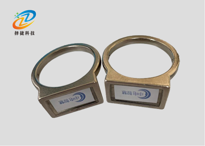 氣瓶電子標簽-閥門標簽實拍展示圖