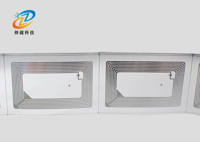 高頻Wet inlay射頻標(biāo)簽FM1108 86*54mm產(chǎn)品實(shí)拍展示圖二