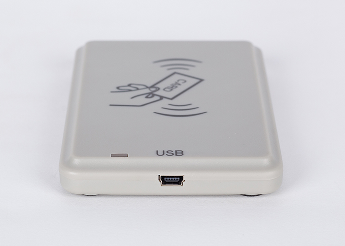 高頻發(fā)卡器 ZJ153產(chǎn)品實(shí)拍展示圖二