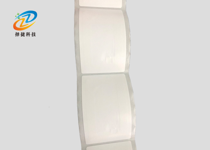 高頻不干膠標(biāo)簽FM1108  86*54mm實(shí)拍展示圖一